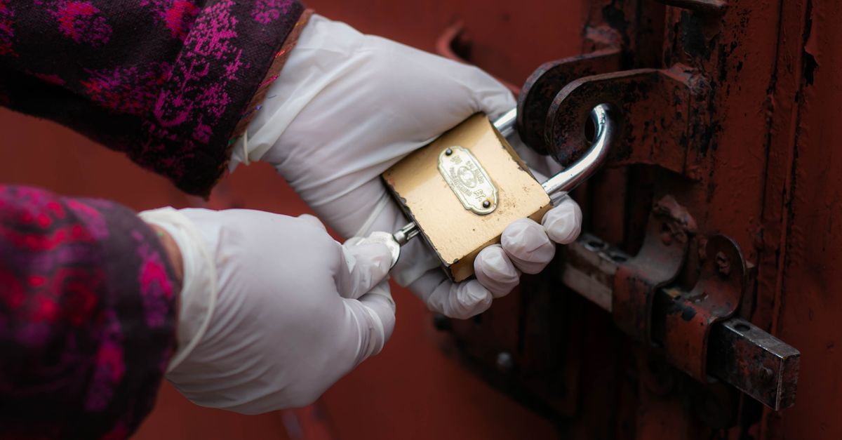 locksmith unlocking front door — Lodi New Jersey Locksmith