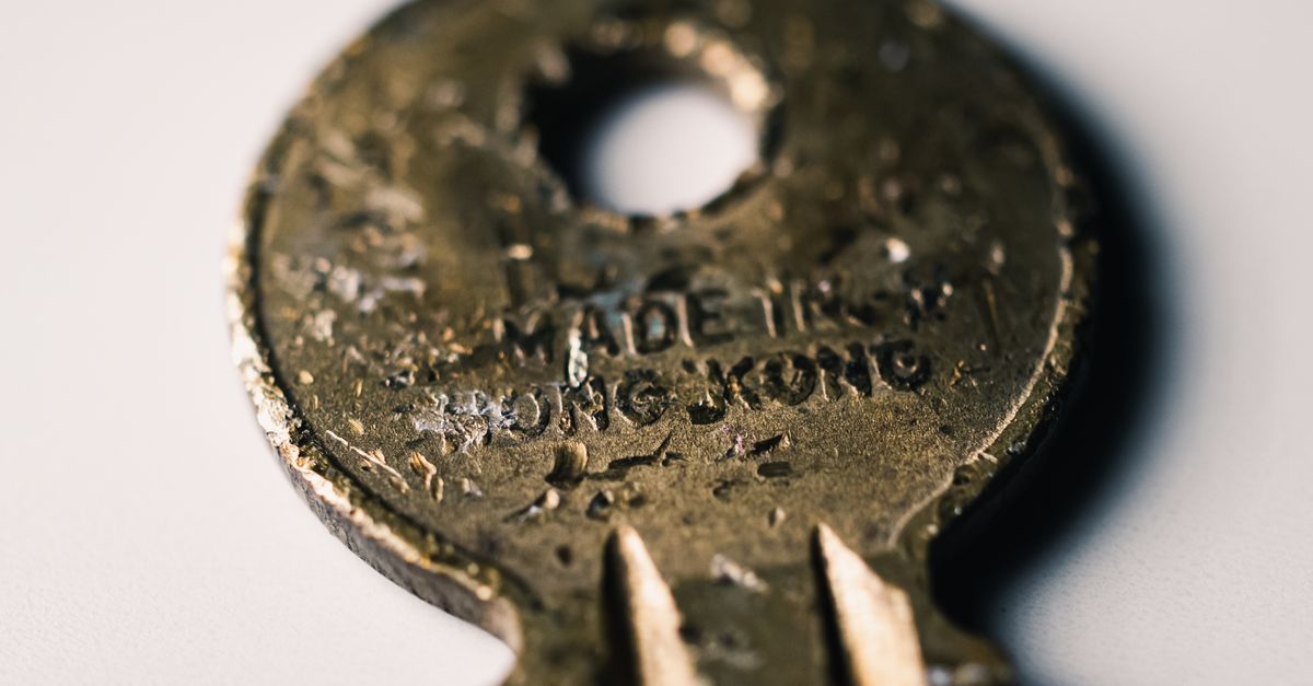 How Broken Key Extraction Actually Works — and Why Technique Matters — Lodi New Jersey Locksmith